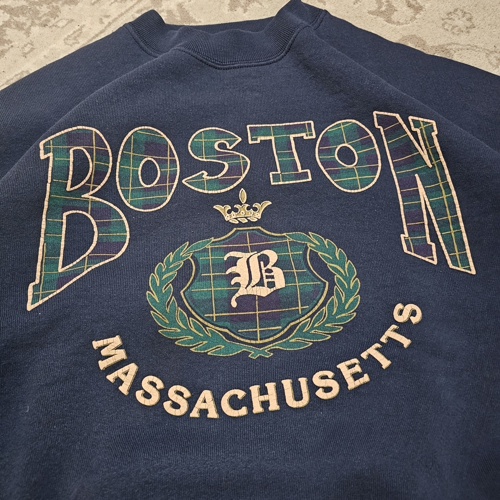Vintage Fruit Of The Loom Boston Massachusetts Graphic Sweater - Picture 3 of 4